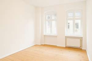 Top sanierte 2 Zimmerwohnung direkt am Boxhagener Platz – Die vollständige Adresse der Immobilie erhältst du vom Anbieter., 10245 Friedrichshain, Berlin – Vorschaubild 1