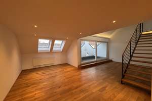 Exclusive Immobilie! Traumhaft schöne 4,5 Zi. DG Maisonette Wohnung in imposantem Altbau in S-West – Senefelderstraße 17, 70176 Feuersee, Stuttgart – Vorschaubild 3