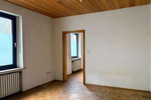 Großzügiges EFH bzw. Mehrgenerationenhaus sucht neuen Eigentümer! – Bergerstraße 57, 41068 Waldhausen, Mönchengladbach – Vorschaubild 3
