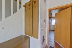 Eine Vielzahl an Nutzungsmöglichkeiten - 1-2-Familienhaus mit Baugrundstück in zweiter Reihe – Die vollständige Adresse der Immobilie erhältst du vom Anbieter., 67677 Enkenbach-Alsenborn – Vorschaubild 2