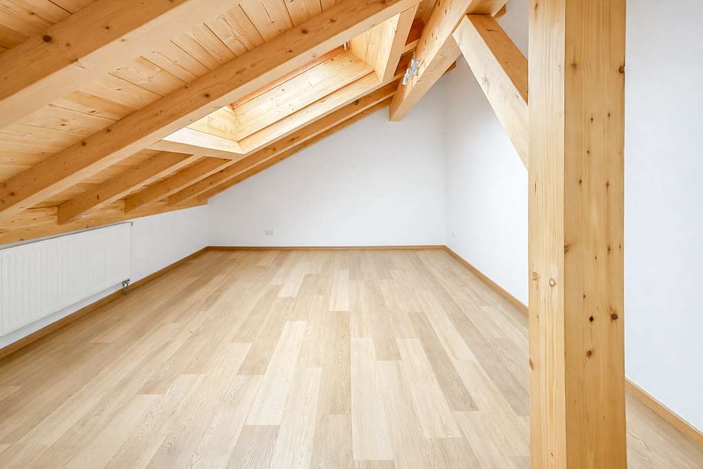 Immobilie in Otterfing - Ankommen und wohlfühlen – moderne 2-Zimmer-DG-Wohnung mit Balkon - Bild 3