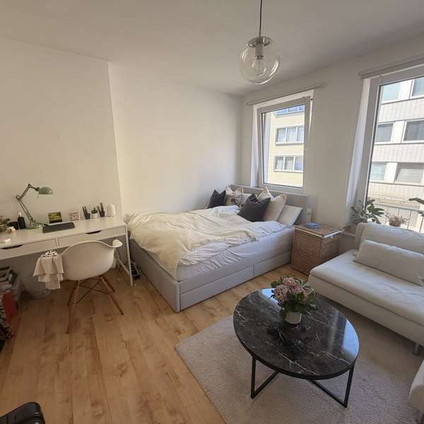 *** gepflegte 1-Zimmer-Wohnung - mit grüner Gemeinschaftsterrasse - in Aachen-Burtscheid ***
