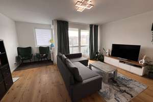 2 Zimmer Wohnung mit Balkon in Berlin Lichterfelde (Steglitz) – Die vollständige Adresse der Immobilie erhältst du vom Anbieter., 12203 Lichterfelde, Berlin – Vorschaubild 1