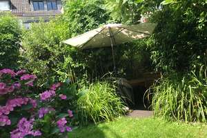 Helle 2,5-Zimmer Wohnung im EG mit Garage in Köln Sülz, möbliert - Vermietung bis Ende des Jahres 