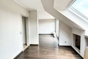 Attraktive 2-Zimmer-Dachgeschosswohnung mit Weitblick, Balkon und Klimaanlage in Solingen, ab sofort – Die vollständige Adresse der Immobilie erhältst du vom Anbieter., 42659 Burg/Höhscheid, Solingen – Vorschaubild 8