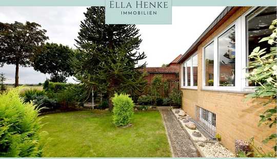 Bild von Viel Potenzial: Freistehendes Einfamilienhaus mit 7 Zimmern, Doppelgarage und Vollkeller.