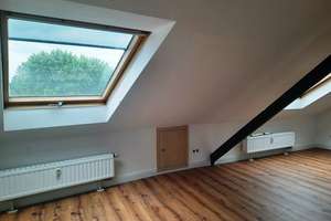 **Modernisierte und ausgefallene DG-Wohnung in Borbeck** – Schloßstr. 74, 45355 Borbeck-Mitte, Essen – Vorschaubild 5