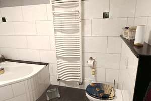 Großzügige 4-Zimmer-Wohnung in Solingen-Mitte – Die vollständige Adresse der Immobilie erhältst du vom Anbieter., 42651 Solingen-Mitte, Solingen – Vorschaubild 16