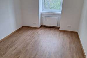 3-Zimmer-Dachgeschosswohnung in Schwabing – Karl-Theodor-Straße 8, 80803 Münchner Freiheit, München – Vorschaubild 3