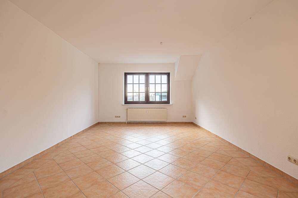 Immobilie in Hohenfelde - Top-Gepflegtes Anwesen mit 4 Wohnungen, Stall und Hauskoppel in Ostseenähe - Bild 3