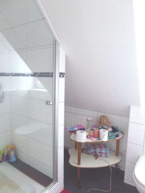 Platz für die große Familie... V-E-R-M-I-E-T-E-T... image