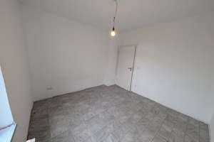 Helle 3-Zimmer-Wohnung ( 70 m²) mit hohen Decken und großen Fenstern in ruhiger Lage – Die vollständige Adresse der Immobilie erhältst du vom Anbieter., 47137 Untermeiderich, Duisburg – Vorschaubild 27