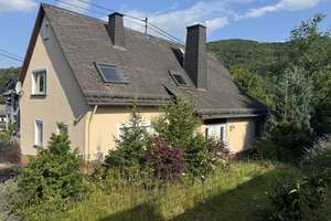 🏡RESERVIERT! Eigentum statt Miete - Bezahlbares EFH in Waldbreitbach – Die vollständige Adresse der Immobilie erhältst du vom Anbieter., 56588 Waldbreitbach – Vorschaubild 2
