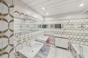 Property thumbnail 13