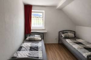 Freistehendes Einfamilienhaus mit Garten & Garage in gefragter Lage bei Ingolstadt – Karlstraße 5, 85139 Wettstetten – Vorschaubild 9