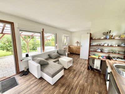 Heller moderner Bungalow am See