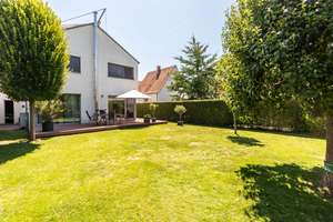 Wohnen auf höchstem Niveau - Energieeffizientes Traumhaus mit Garten in Ingolstadt-Haunwöhr – Die vollständige Adresse der Immobilie erhältst du vom Anbieter., 85051 Südwest, Ingolstadt – Vorschaubild 9