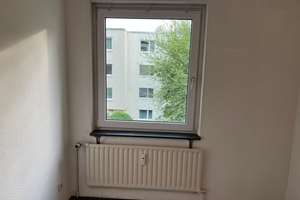 4-Zimmer-Wohnung mit Balkon in Stuttgart-Freiberg – Die vollständige Adresse der Immobilie erhältst du vom Anbieter., 70437 Freiberg, Stuttgart – Vorschaubild 9