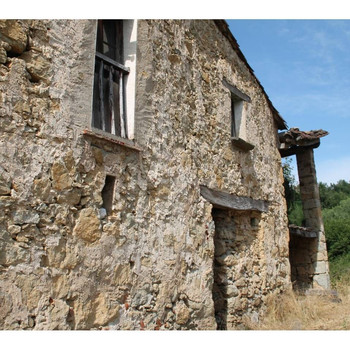 Bauernhaus zur Sanierung in Sant Feliu de Pallerols - Garrotxa