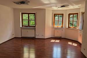Schöne, sonnige, familienfreundliche Wohnung mit Süd/West Balkon in München-Freimann – Die vollständige Adresse der Immobilie erhältst du vom Anbieter., 80939 Obere Isarau, München – Vorschaubild 2