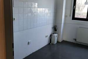 Wohnen im Grünen – attraktive 3-Zimmer-Erdgeschosswohnung mit Terrasse und eigenem Garten – Am Püttkamp 44, 40629 Knittkuhl, Düsseldorf – Vorschaubild 4