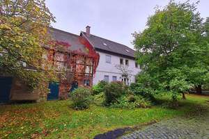 ///Tolles Anwesen mit großem Wohnhaus, Nebengebäuden und Weideland /// – Die vollständige Adresse der Immobilie erhältst du vom Anbieter., 37627 Heinade – Vorschaubild 3