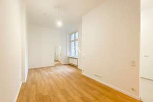 FRISCH SANIERT| RUHIGE 4- ZIMMERWOHNUNG NAHE KUDAMM | 1.OG | 2 BÄDER | WESTBALKON | PROVISIONSFREI | – Damaschkestr. 41, 10711 Halensee, Berlin – Vorschaubild 4