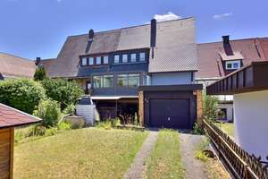 Gepflegtes Reihenmittelhaus mit Wintergarten und Garage in familienfreundlicher Lage in Nürnberg Ge – Die vollständige Adresse der Immobilie erhältst du vom Anbieter., 90449 Gebersdorf, Nürnberg – Vorschaubild 2