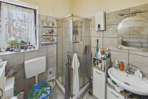 Mehrfamilienhaus mit Doppel Garage in ruhiger Wohnlage von Essen Altenessen – Hauerstr. 13, 45329 Altenessen-Nord, Essen – Vorschaubild 8