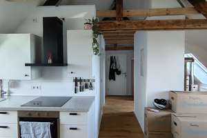 Geschmackvolle Dachgeschosswohnung mit offenem Wohn- und Küchenbereich in Köln-Merheim – 51109 Merheim, Köln – Vorschaubild 3