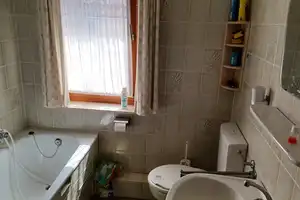 Wohnen direkt am Wasser: Charmanter Altbau direkt an der Weser – Krämerstraße 15, 34399 Kassel (Kreis) – Vorschaubild 14