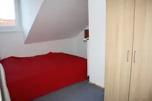 Helle kleine, gemütliche 2-Zimmer DG Wohnung in der direkten City – Braunschweig – Vorschaubild 5