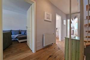 Ansprechendes 6-Zimmer-Einfamilienhaus in Altperlach mit EBK, Terrasse, Balkon, Garten – 81737 Altperlach, München – Vorschaubild 13