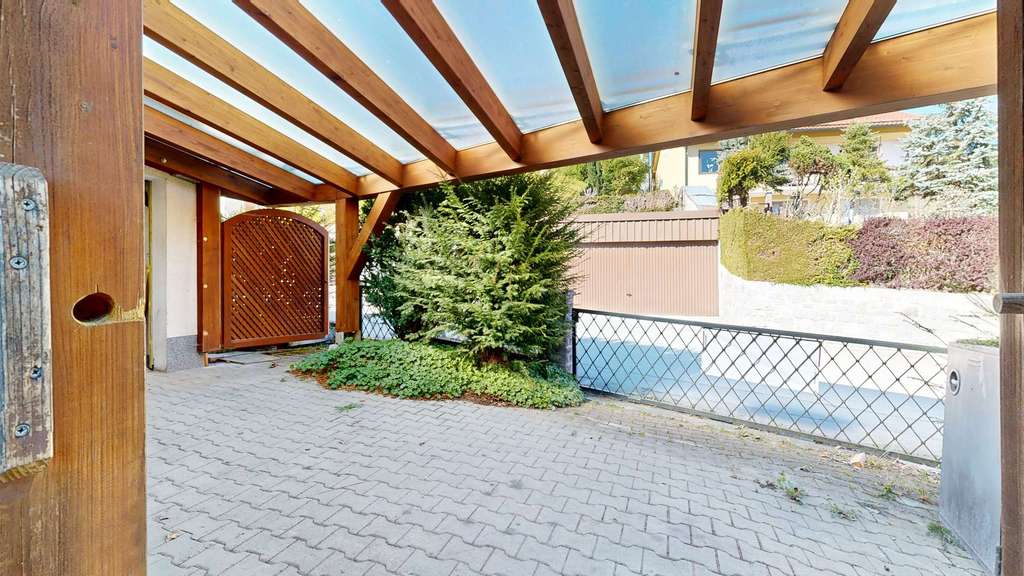 Immobilie in Thurmansbang - Einfamilienhaus mit Ausblick und Wintergarten in Thurmansbang - Bild 2