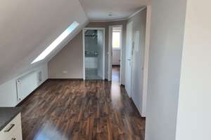 Helle 2-Zimmer Dachgeschosswohnung in Augsburg/Pfersee – Die vollständige Adresse der Immobilie erhältst du vom Anbieter., 86157 Pfersee-Süd, Augsburg – Vorschaubild 5