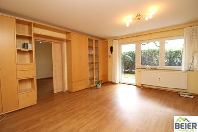 Erdgeschosswohnung mit Terrasse, Garten und Garage – komfortables Wohnen auf einer Ebene