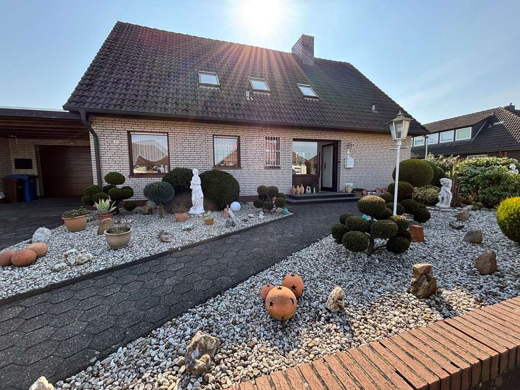 Immobilie in Cloppenburg - Gepflegtes Einfamilienhaus mit Garten in Cloppenburg zu verkaufen - Bild 1