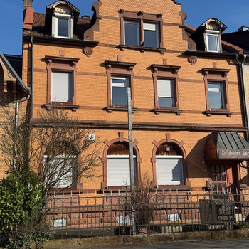 Tolle Erdgeschosswohnung inkl Küche und Garten