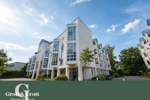Renovierte, moderne 2-Zimmer-Wohnung in gefragter Lage  mit EBK, Wintergarten & überdachter Terrasse