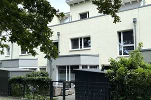 ***Neuwertiges, super effizientes Mittelreihenhaus mit Dachterrasse*** – Die vollständige Adresse der Immobilie erhältst du vom Anbieter., 22844 Norderstedt – Vorschaubild 2
