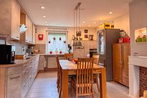Endlich Raum für alle: 130m² Maisonette mit 4 Schlafzimmern & zwei Garagen in Lüssum-Bockhorn – Die vollständige Adresse der Immobilie erhältst du vom Anbieter., 28779 Blumenthal (Ortsteil), Bremen – Vorschaubild 5