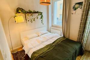 Möblierte 2-Zimmer-Wohnung mit Balkon in Berlin-Friedrichshain – Gürtelstraße 28B, 10247 Friedrichshain, Berlin – Vorschaubild 2