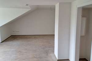 schöne renovierte Dachgeschosswohnung – Borbecker Straße 195, 45355 Borbeck-Mitte, Essen – Vorschaubild 12