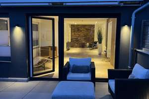 Sunshine Living in Bonn - Lengsdorf: Terrassenwohnung mit äußerer Größe.