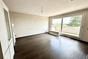 Attraktive 2-Zimmer-Dachgeschosswohnung mit Weitblick, Balkon und Klimaanlage in Solingen, ab sofort – Die vollständige Adresse der Immobilie erhältst du vom Anbieter., 42659 Burg/Höhscheid, Solingen – Vorschaubild 2