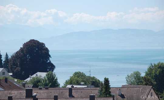 Helle 2 Zimmer-Wohnung mit Balkon im Herzen von Friedrichshafen