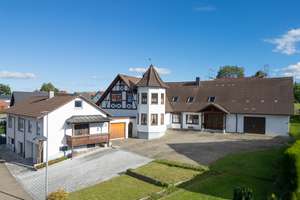 Häuserensemble mit großem Grundstück in guter Lage – Die vollständige Adresse der Immobilie erhältst du vom Anbieter., 78628 Rottweil – Vorschaubild 1