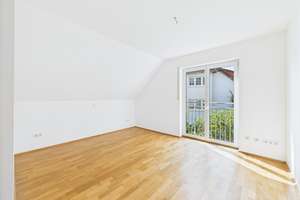 Großes freistehendes Einfamilienhaus seitlich der Biebricher Allee, hochwertige Ausstattung – Die vollständige Adresse der Immobilie erhältst du vom Anbieter., 65203 Biebrich, Wiesbaden – Vorschaubild 14