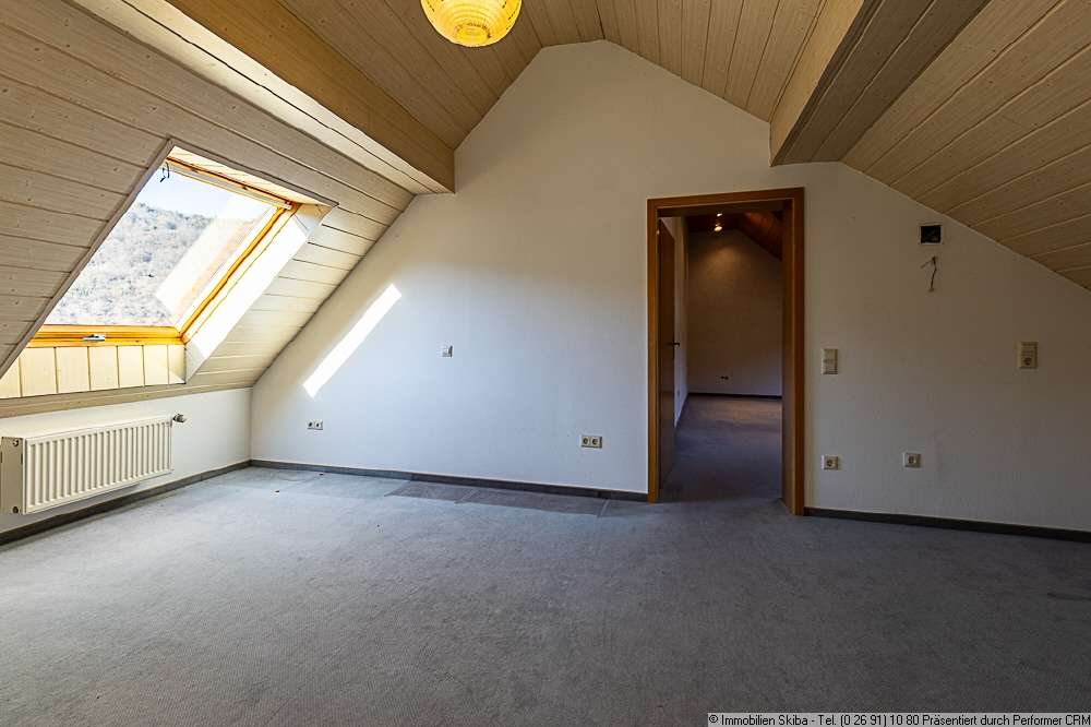 Immobilie in Hönningen - Zwei Einfamilienhäuser im Ortskern von Hönningen: Eigenheim und Anlageobjekt ideal kombinierbar - Bild 2