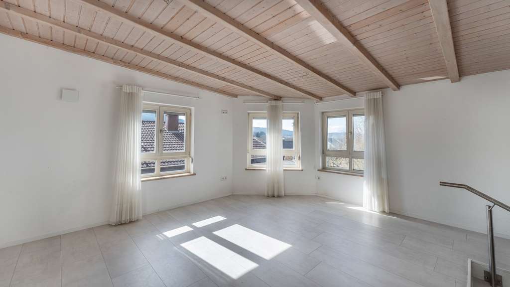 Immobilie in Spaichingen - Wir geben deiner Zukunft ein Zuhause - Bild 3